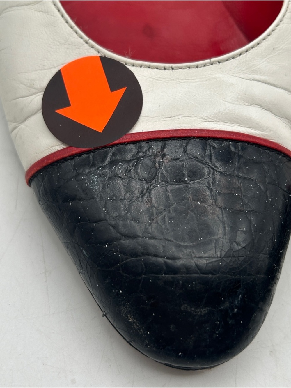 YSL Cap Toe Pumps Leather Vintage Shoes Womans 10 Black White Old Money - Picture 12 of 15